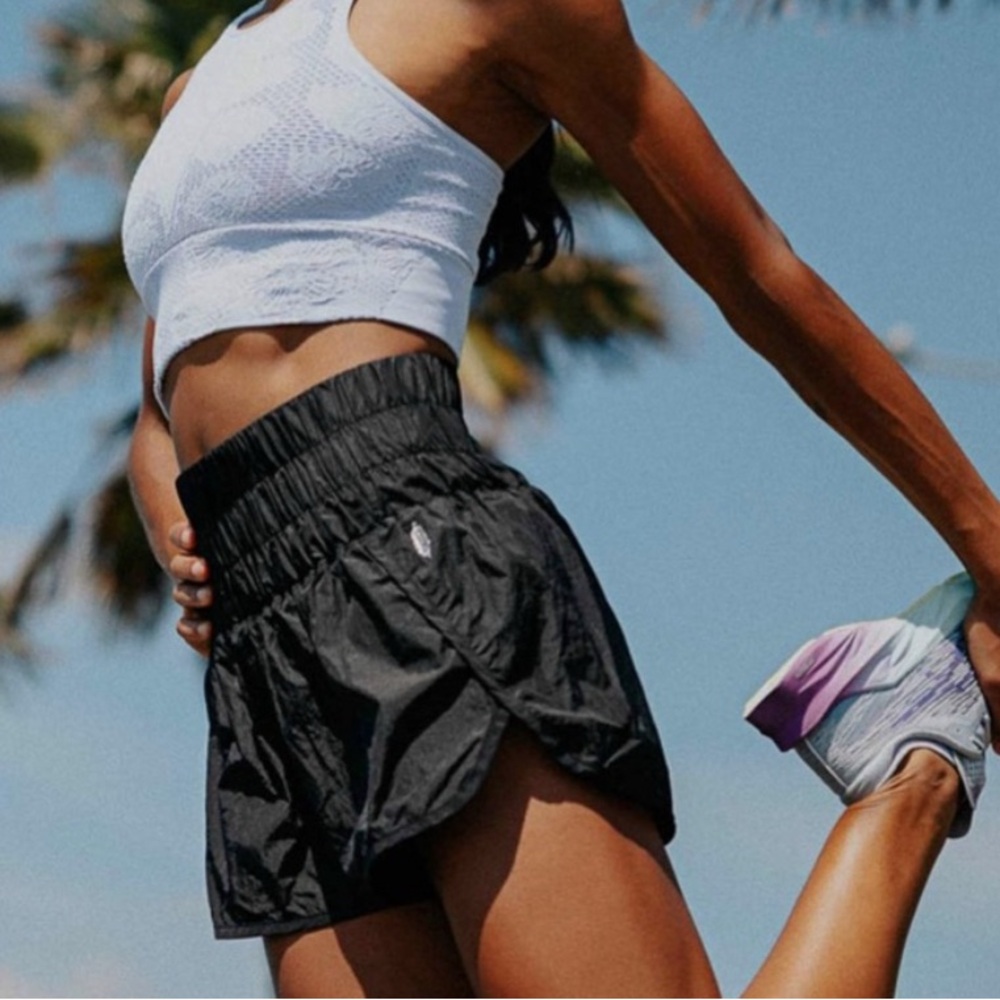 Free People Movement The Way Home Black Shorts Size M
